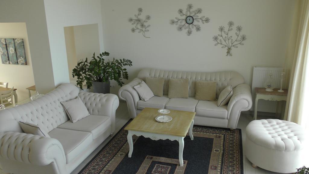 Sea View Beachfront Villa Maria 古瓦伊 外观 照片