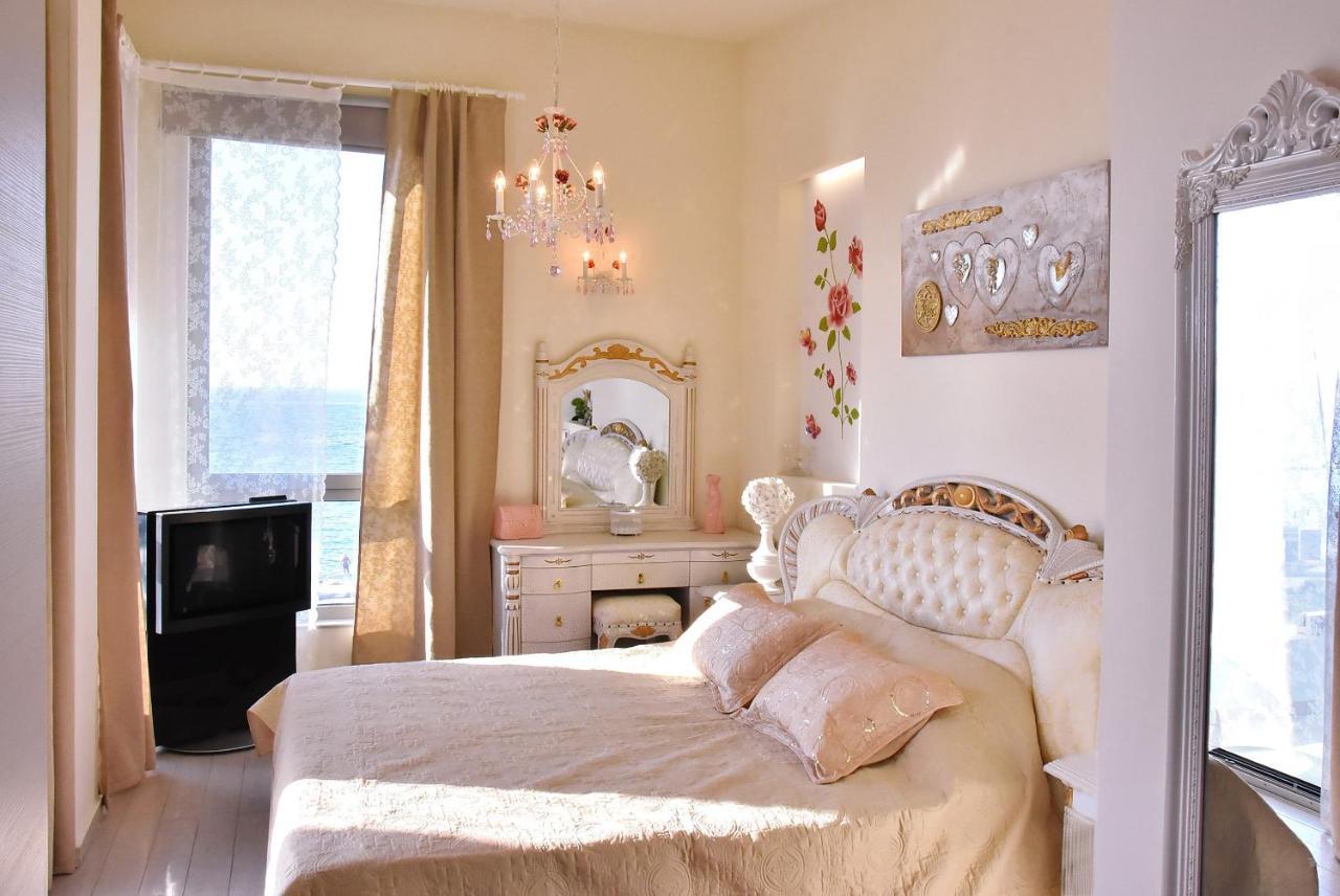 Sea View Beachfront Villa Maria 古瓦伊 外观 照片